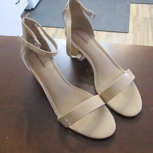 Amazon Essentials Block Heel Sandal EUC Size 13